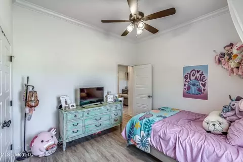 Bedroom - 850 Long Leaf Cir, Brandon, MS 39042 photo 6 of 8
