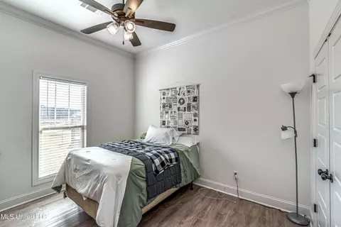 Bedroom - 850 Long Leaf Cir, Brandon, MS 39042 photo 7 of 8
