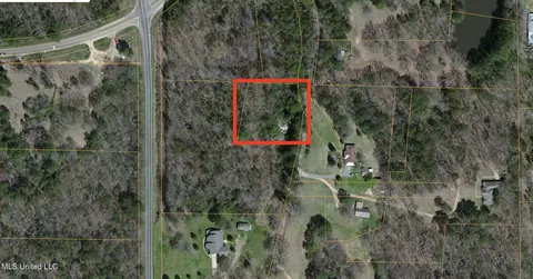 1143 Sevens Springs Dr, Raymond, MS 39154