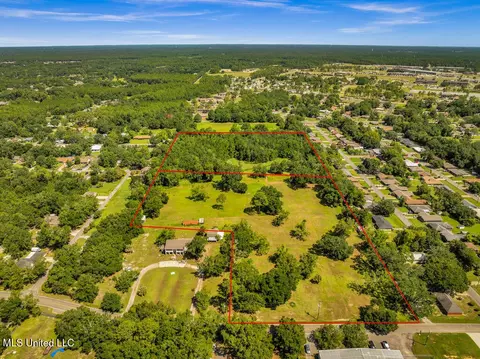 1313 E Old Pass Rd, Long Beach, MS 39560 photo 1