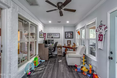 225 Brigade Ave, Canton, MS 39046 photo 17