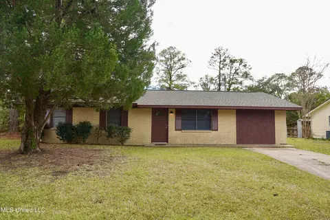 6540 Cortez Cir, Ocean Springs, MS 39564