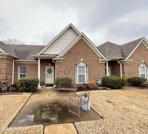 3167 Jade Ln, Southaven, MS 38672