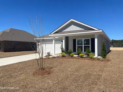 15934 Blue Ridge Dr, Gulfport, MS 39503