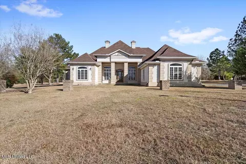 50 Duncan Hatten Rd, Wiggins, MS 39577
