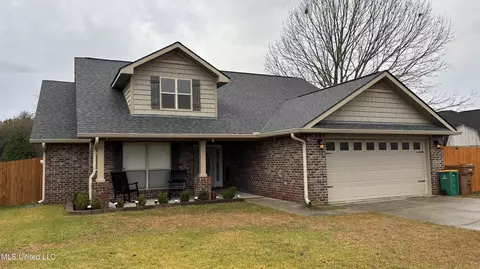 17288 Meadowbrook Ln, Gulfport, MS 39503