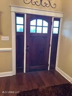 Entry Way - 9264 Peyton Rd, Coldwater, MS 38618 photo 1 of 2