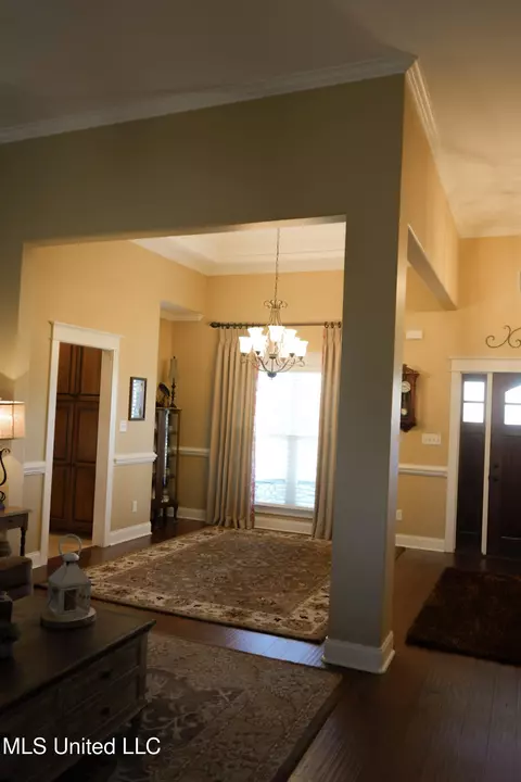 Entry Way - 9264 Peyton Rd, Coldwater, MS 38618 photo 2 of 2