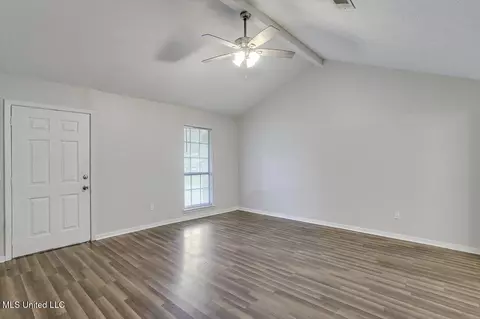 Living - 1207 Cherry Stone Cir, Clinton, MS 39056 photo 2 of 3