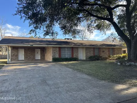 501 Holly St, Vidalia, LA 71373