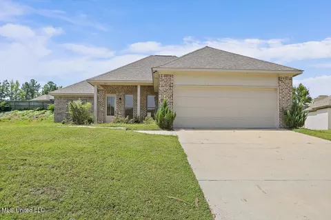 507 Arden Dr, Pearl, MS 39208