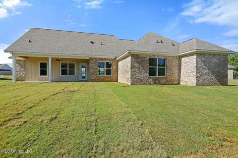 Exterior - 116 Trace Pointe Pl, Clinton, MS 39056 photo 7 of 8