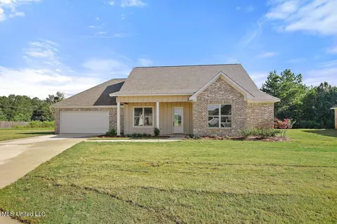 116 Trace Pointe Pl, Clinton, MS 39056