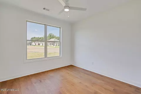 Bedroom - 116 Trace Pointe Pl, Clinton, MS 39056 photo 2 of 4