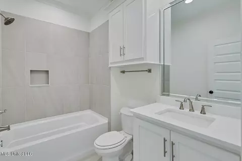 Bath - 116 Trace Pointe Pl, Clinton, MS 39056 photo 1 of 5