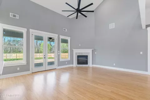 1297 Grove Park Office Dr, Hernando, MS 38632 photo 5