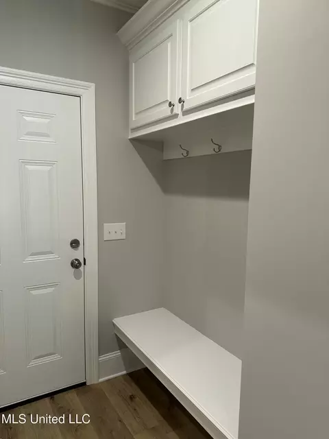Entry Way - 302 Chapel Crest Cv, Madison, MS 39110 photo 2 of 2