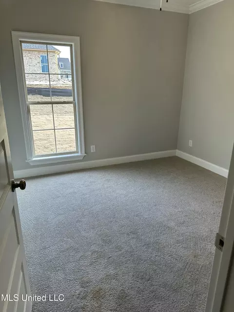 Bedroom - 302 Chapel Crest Cv, Madison, MS 39110 photo 3 of 3