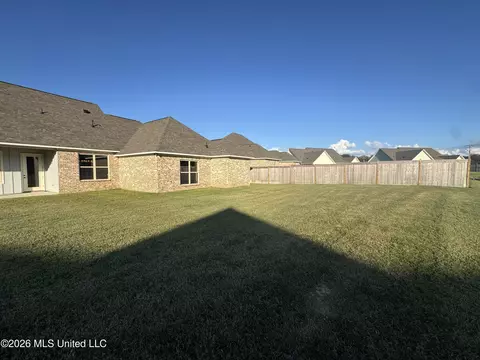 Exterior - 107 Trace Pointe Pl, Clinton, MS 39056 photo 4 of 5