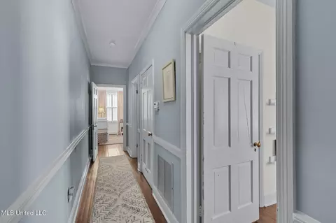 Entry Way - 3739 Montrose Cir, Jackson, MS 39216 photo 4 of 4