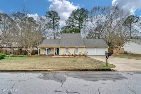 735 Benwick Dr, Brandon, MS 39047 photo 2