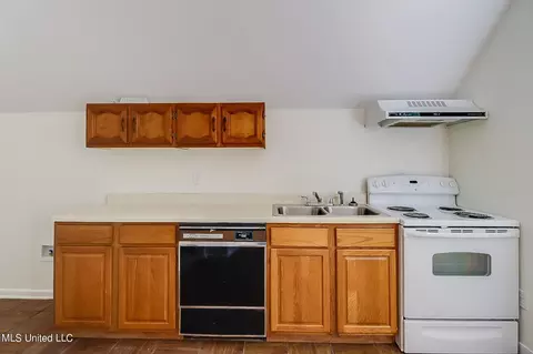 Kitchen - 426 E 2nd St, Pass Christian, MS 39571 photo 4 of 4