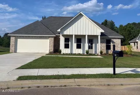 114 Trace Pointe Pl, Clinton, MS 39056