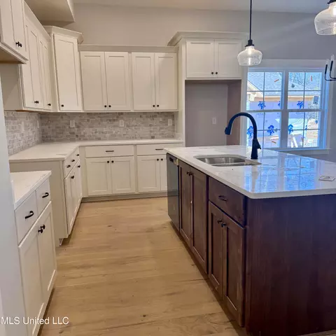 1192 Creekside Ln, Hernando, MS 38632 photo 8