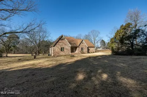 327 Getwell Rd, Hernando, MS 38632 photo 4
