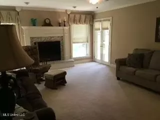 2 Summerfield Pl, Natchez, MS 39120 photo 3
