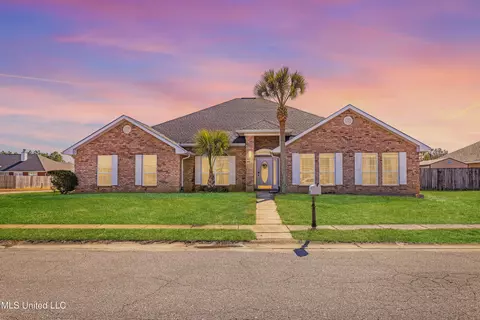 3121 Wayne Dr, D'iberville, MS 39540