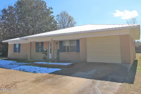 49 Driftwood Dr, Lucedale, MS 39452