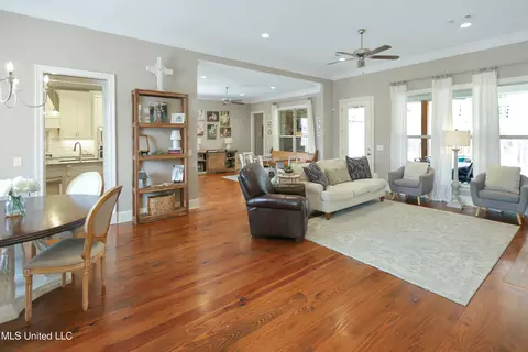 112 Brisco St, Madison, MS 39110 photo 5