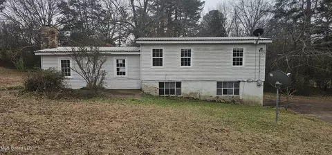 45 S Forrest Dr, Sardis, MS 38666
