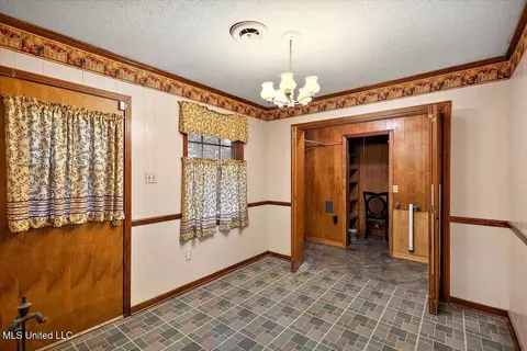 Other - 1227 Deerfield Ln, Jackson, MS 39211 photo 2 of 3