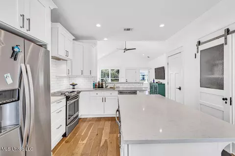 135 Dearman Ave, Long Beach, MS 39560 photo 12
