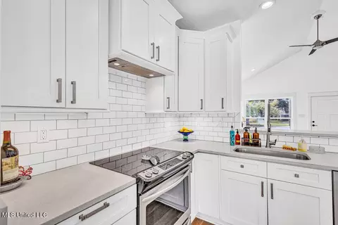 135 Dearman Ave, Long Beach, MS 39560 photo 13