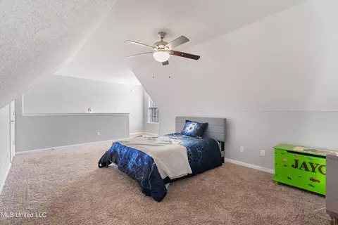 Bedroom - 1016 Deer Creek Dr, Hernando, MS 38632 photo 6 of 6