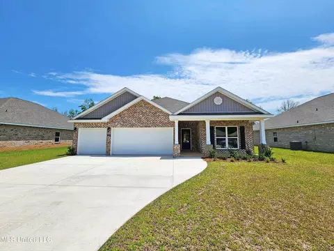 8008 Crawford Dr, Long Beach, MS 39560