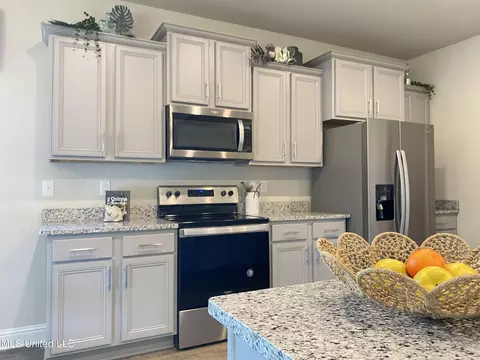 8008 Crawford Dr, Long Beach, MS 39560 photo 11