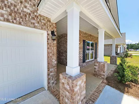 8008 Crawford Dr, Long Beach, MS 39560 photo 3