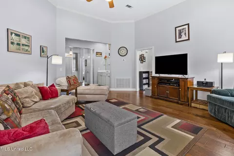 102 Sawgrass Cv Cv, Canton, MS 39046 photo 6