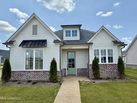 6639 Mayberry Ln, Southaven, MS 38672