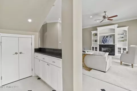 Entry Way - 403 Heritage Pl, Flowood, MS 39232 photo 3 of 3