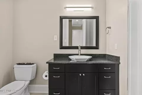 Bath - 403 Heritage Pl, Flowood, MS 39232 photo 3 of 7