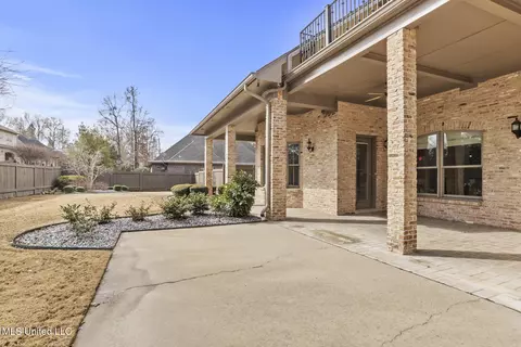 Exterior - 403 Heritage Pl, Flowood, MS 39232 photo 4 of 6