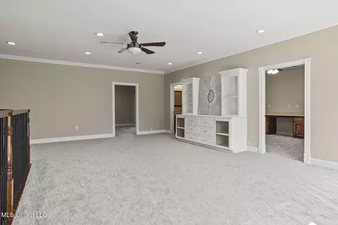 Living - 403 Heritage Pl, Flowood, MS 39232 photo 6 of 6