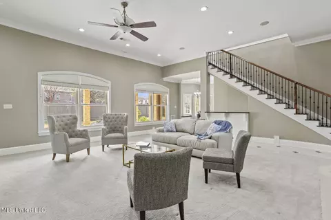Living - 403 Heritage Pl, Flowood, MS 39232 photo 3 of 6