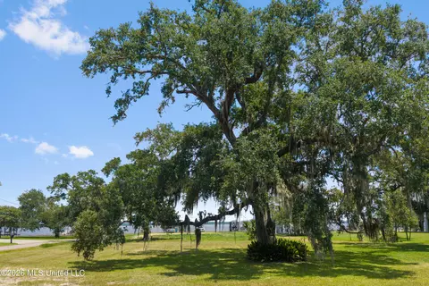 Engman Avenue, Bay Saint Louis, MS 39520
