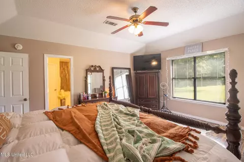 Bedroom - 21 Cozy Corner Rd, Wiggins, MS 39577 photo 2 of 6